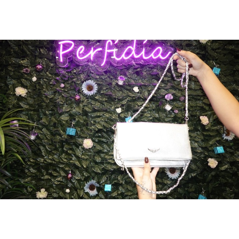 2400 PLATEADO BOLSO ALAS